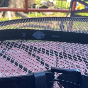 Dickies Black Leather Men's Belt with Matte Black Buckle Size 48